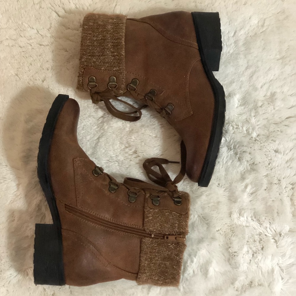 Baretraps Orley Lace Up Ankle Boots Color: Cognac